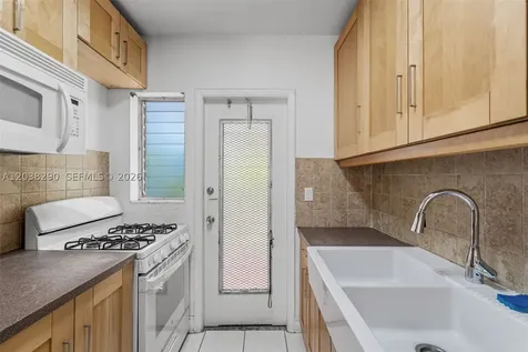 7840 Harding Avenue Miami Beach FL 33141