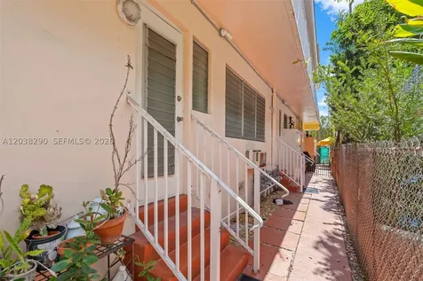 7840 Harding Avenue Miami Beach FL 33141
