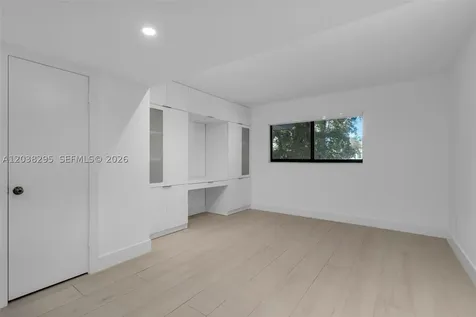 5750 Turin Street Coral Gables FL 33146