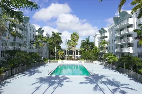 482 NW 165th St Road Miami FL 33169