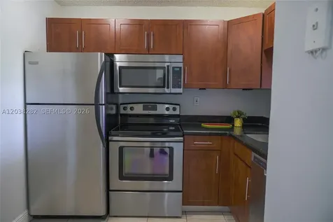 482 NW 165th St Road Miami FL 33169