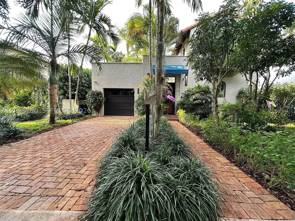 455 Amalfi Avenue Coral Gables FL 33146