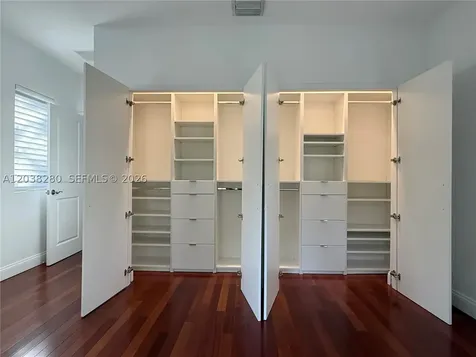 455 Amalfi Avenue Coral Gables FL 33146