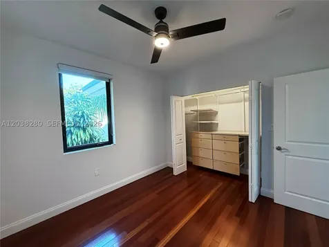 455 Amalfi Avenue Coral Gables FL 33146