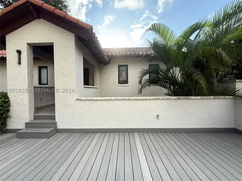 455 Amalfi Avenue Coral Gables FL 33146