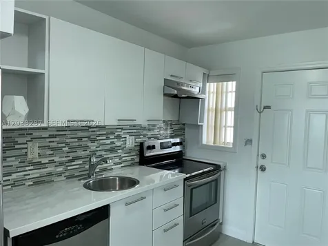 1450 NE 170th Street North Miami Beach FL 33162