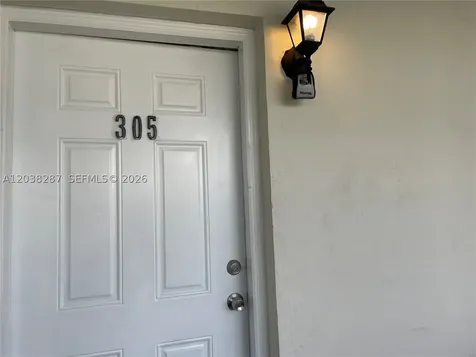 1450 NE 170th Street North Miami Beach FL 33162