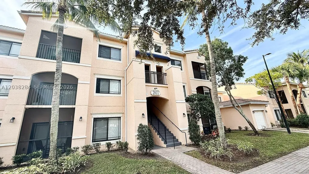 2811 Grande Parkway Palm Beach Gardens FL 33410