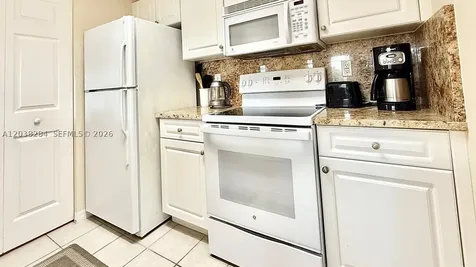 2811 Grande Parkway Palm Beach Gardens FL 33410