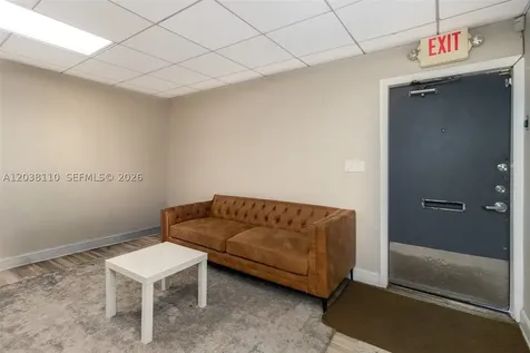 3337 NW 74th Avenue Miami FL 33122