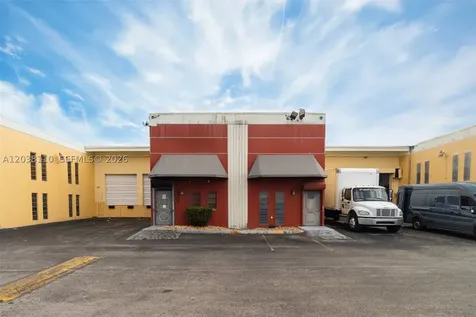 3337 NW 74th Avenue Miami FL 33122