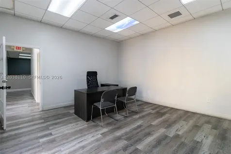 3337 NW 74th Avenue Miami FL 33122
