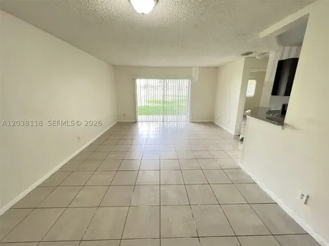3417 NW 44th Street Oakland Park FL 33309