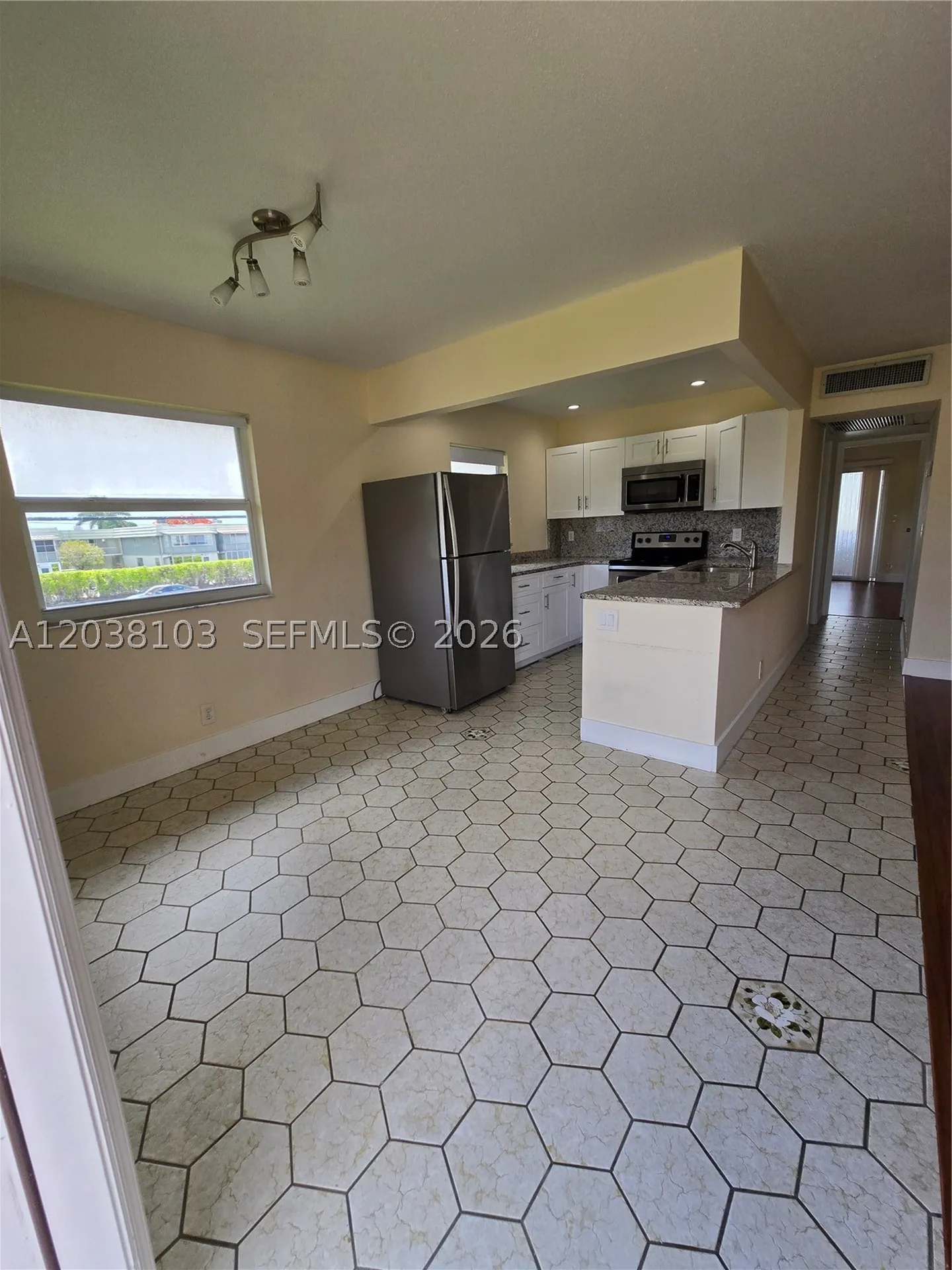 121 Saxony C Delray Beach FL 33446