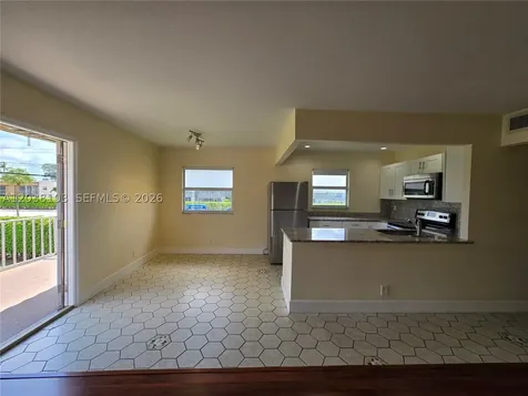 121 Saxony C Delray Beach FL 33446
