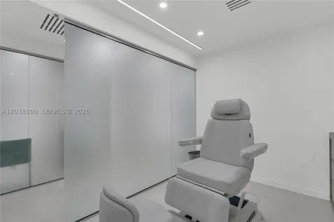 909 N Miami Beach Boulevard North Miami Beach FL 33162