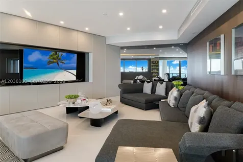 18555 Collins Avenue Sunny Isles Beach FL 33160