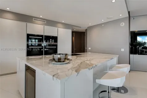 18555 Collins Avenue Sunny Isles Beach FL 33160