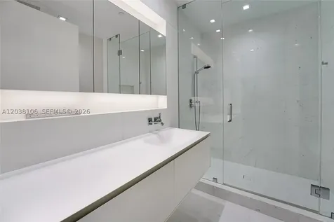 18555 Collins Avenue Sunny Isles Beach FL 33160
