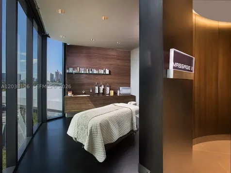18555 Collins Avenue Sunny Isles Beach FL 33160