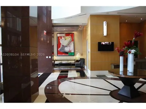 244 Biscayne Bl Miami FL 33132