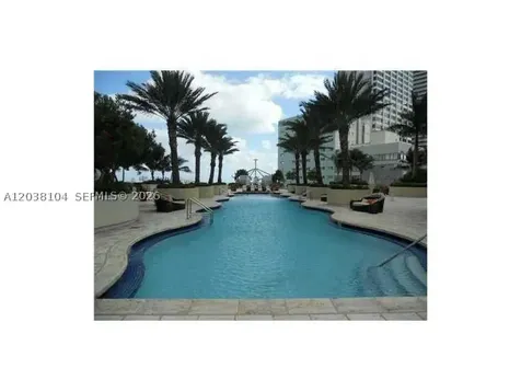 244 Biscayne Bl Miami FL 33132