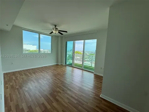 244 Biscayne Bl Miami FL 33132