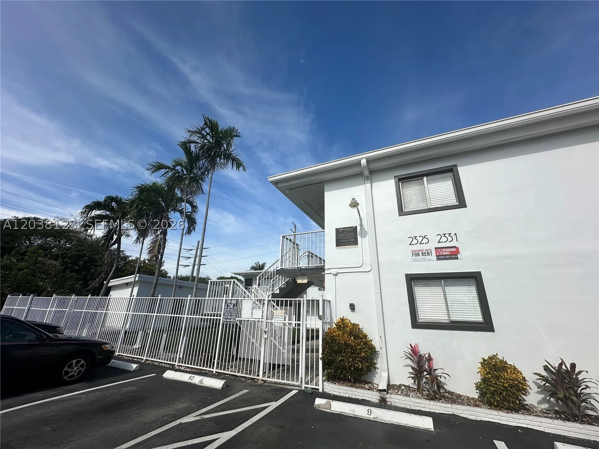 2325 Arthur Street Hollywood FL 33020