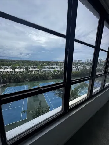 Hallandale Beach FL 33009