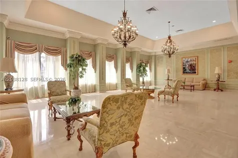 Hallandale Beach FL 33009