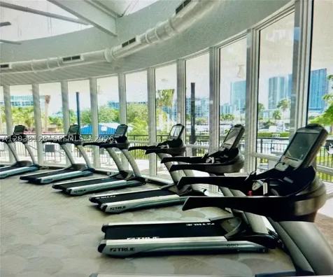 Hallandale Beach FL 33009