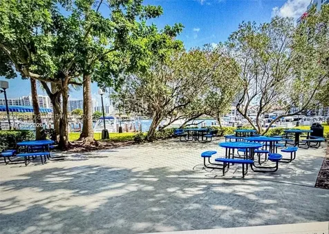 Hallandale Beach FL 33009