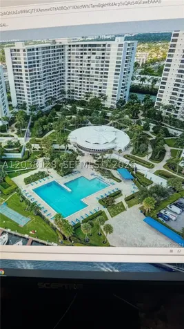 Hallandale Beach FL 33009