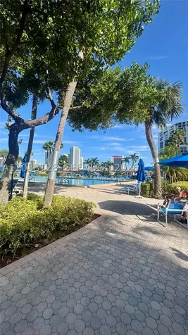 Hallandale Beach FL 33009