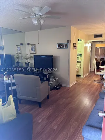 1301 SW 134th Way Pembroke Pines FL 33027
