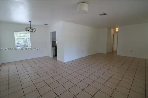 8025 SW 62nd Place Miami FL 33143