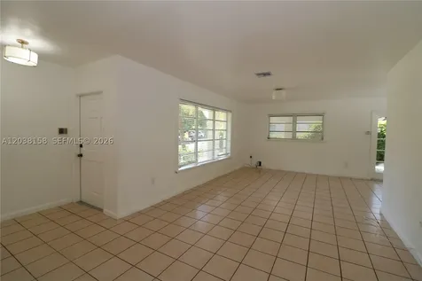 8025 SW 62nd Place Miami FL 33143