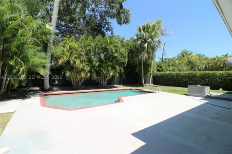8025 SW 62nd Place Miami FL 33143