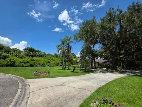 2261 Mariner Cove Kissimmee FL 34746