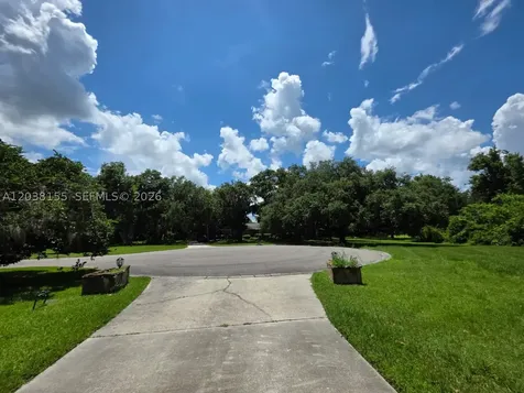 2261 Mariner Cove Kissimmee FL 34746