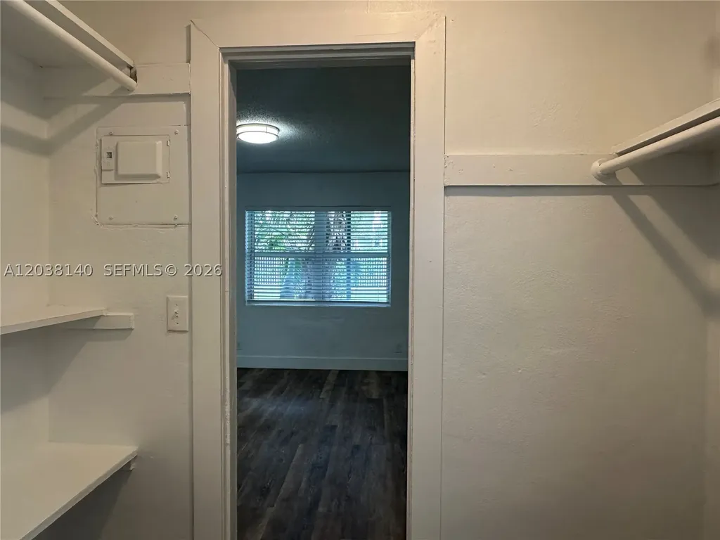 1821 Thomas Street Hollywood FL 33020
