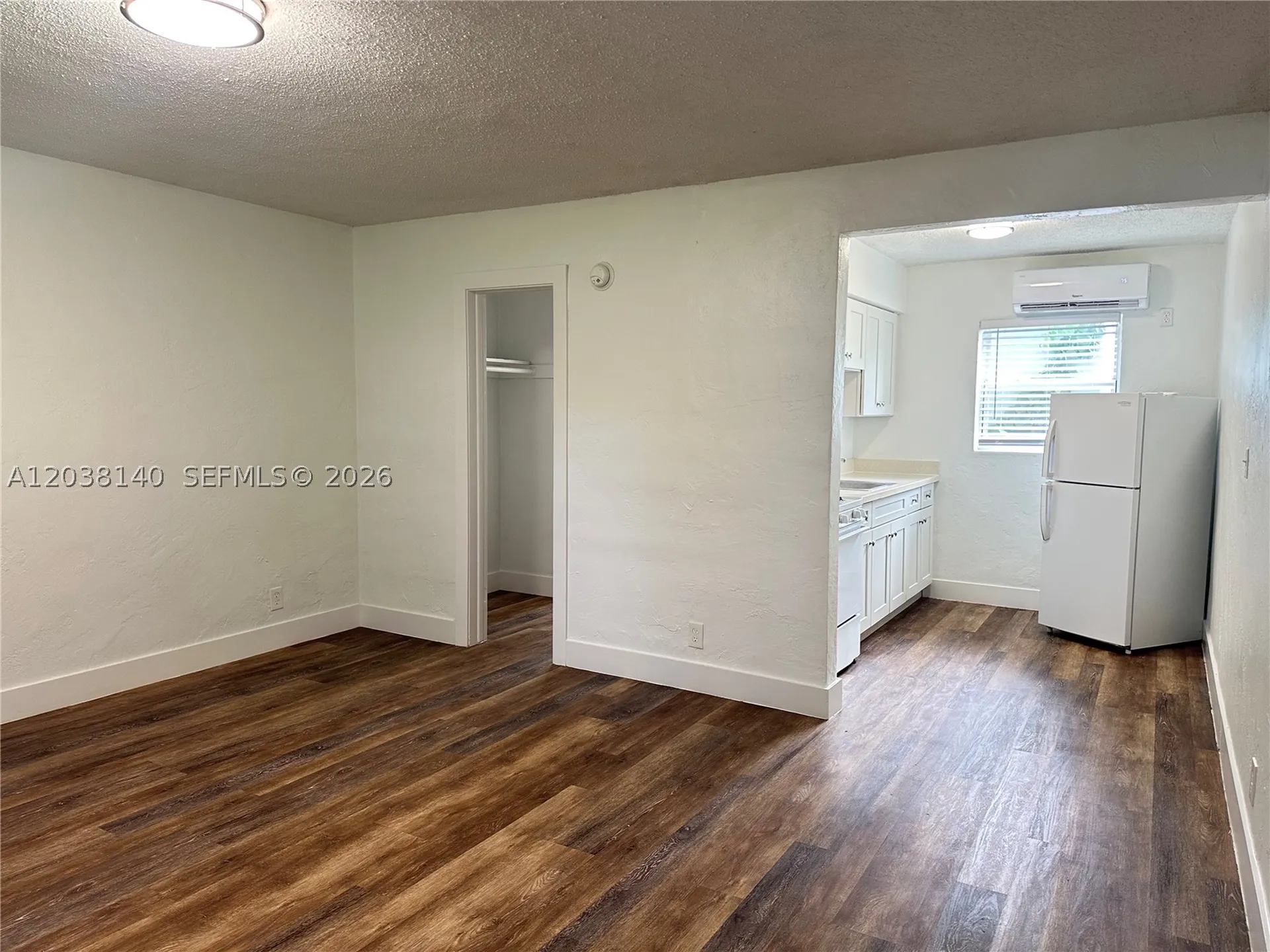 1821 Thomas Street Hollywood FL 33020