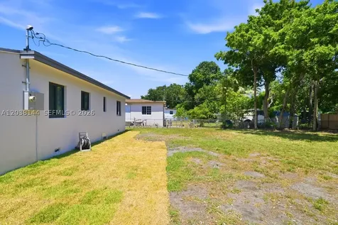 1480 NE 150th Street Miami FL 33161