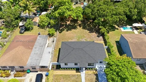 1480 NE 150th Street Miami FL 33161