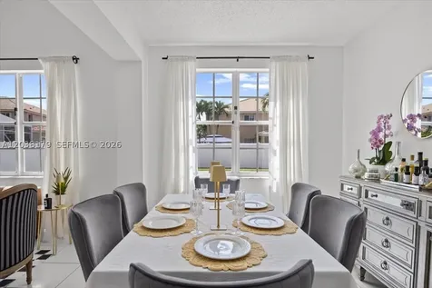 1099 Birchwood Road Weston FL 33327