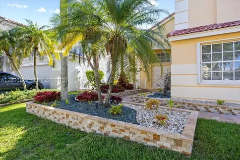 1099 Birchwood Road Weston FL 33327