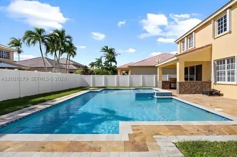 1099 Birchwood Road Weston FL 33327