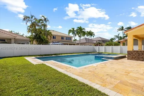 1099 Birchwood Road Weston FL 33327