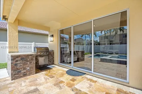 1099 Birchwood Road Weston FL 33327