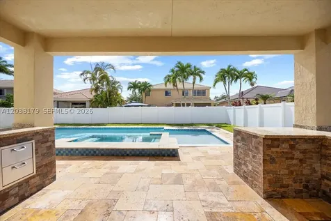1099 Birchwood Road Weston FL 33327